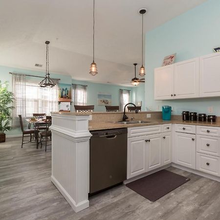 Modern Condo With Shared Pools,Hot Tubs, Walk To Beach & Plenty Of Golf! Myrtle Beach Dış mekan fotoğraf